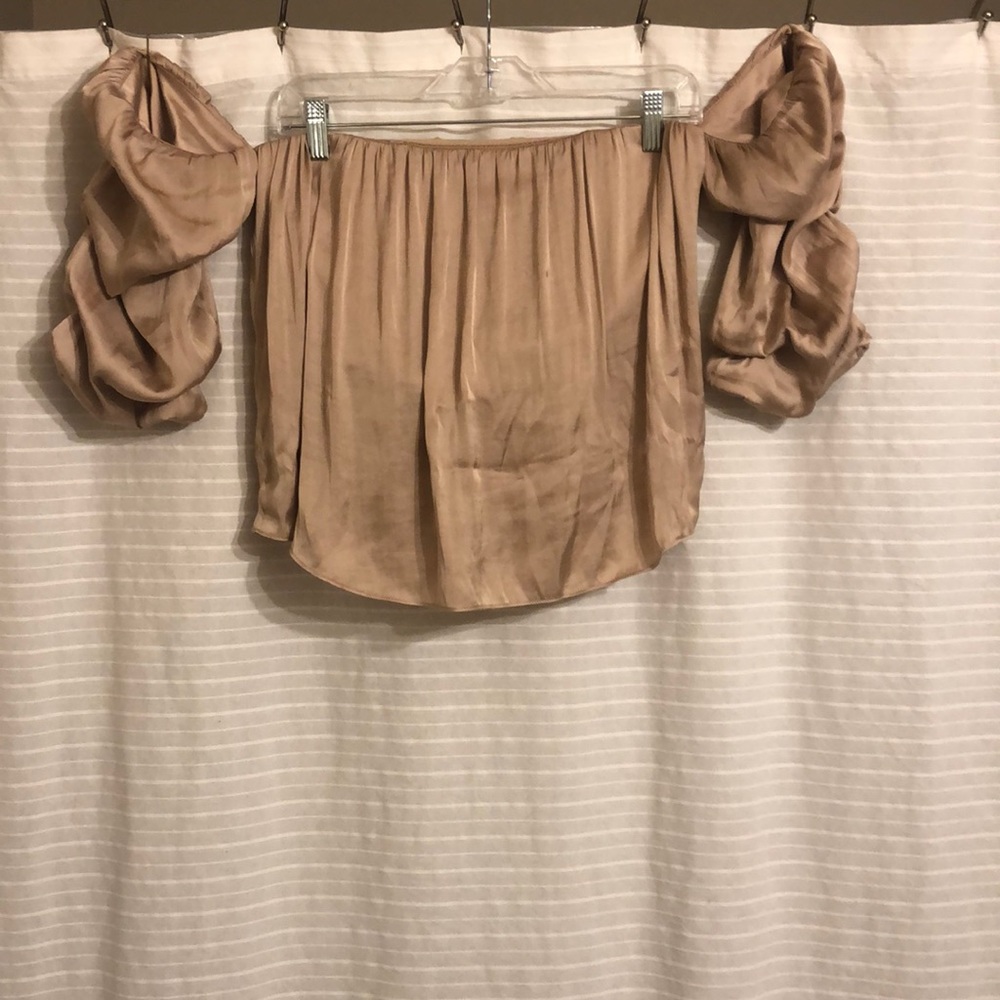 Leith off should tan blouse with corset
